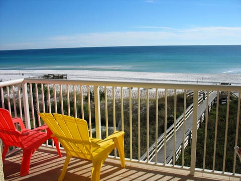 WOW! What an amazing direct gulf FRONT view right from our balcony!