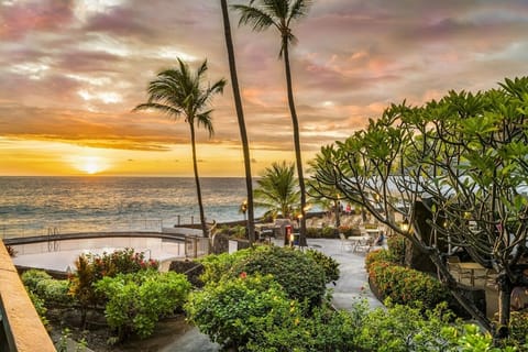 Beautiful Sunset and Ocean Views from Lanai at Casa de Emdeko 216.
