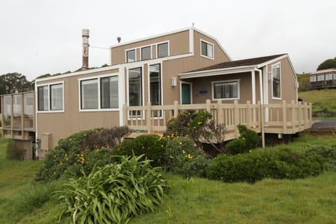 LA DIA BEACH HOUSE
