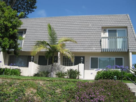 Townhome is a Duplex, so only one neighbor. Attached wall is not a bedroom wall.