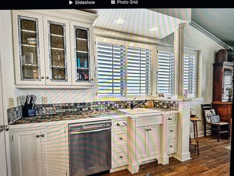 Kitchen sink/dishwasher area.