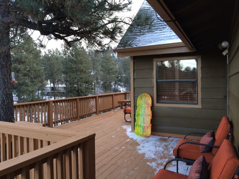Welcome to Lewis Lodge!