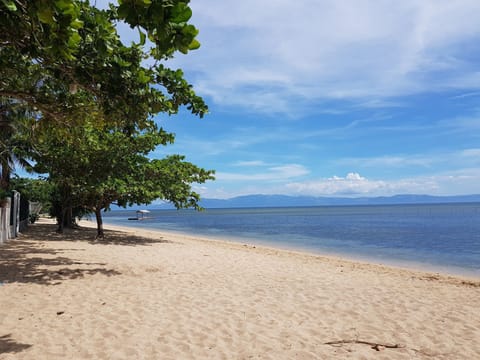 Beach nearby, snorkeling, fishing