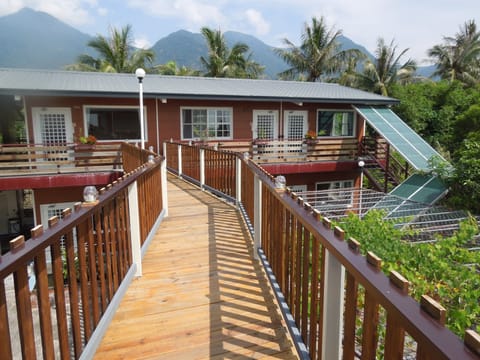 Classic Double Room, 2 Twin Beds, Non Smoking | Front of property