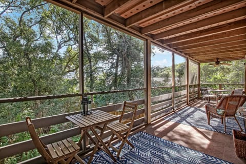 Condo, 2 Bedrooms | Outdoor dining