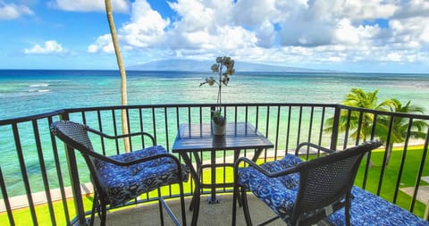 Moring on the Lanai