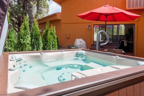 Brand new 6-person Sundance Hot Tub added summer 2019