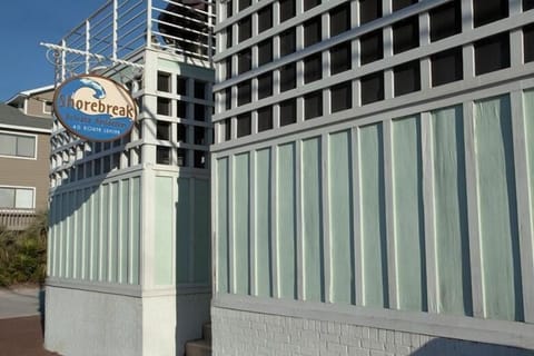 Shorebreak Condominiums