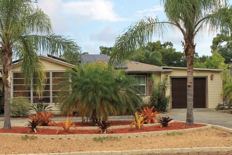 Welcome to tropical paradise! We love our neighborhood, and hope you will too.