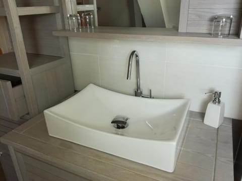 Double Room | Bathroom | Towels