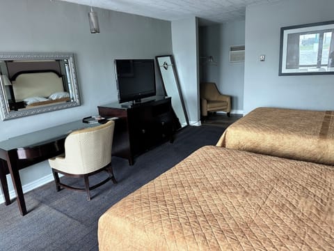 Deluxe Room, 2 Queen Beds | 1 bedroom, desk, laptop workspace, blackout drapes