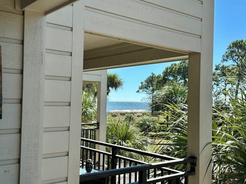 Balcony - Beautiful view of the ocean
