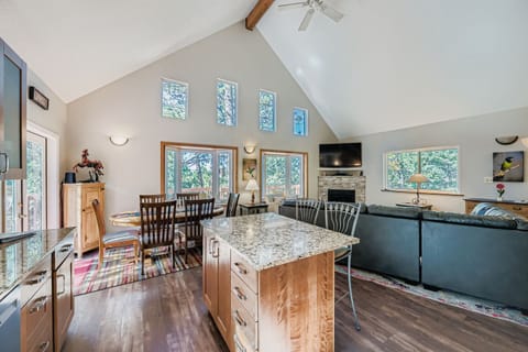 Kitchen island with breakfast seating