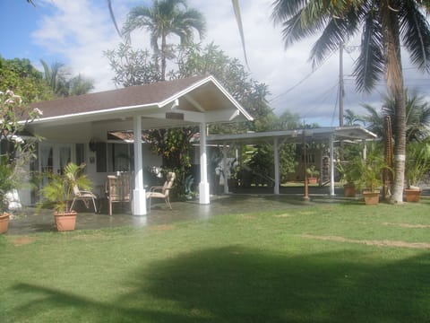 Entrance and patio