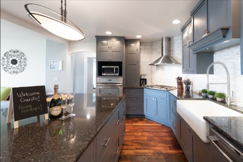 Gourmet kitchen! Fully stocked for all of your cooking needs