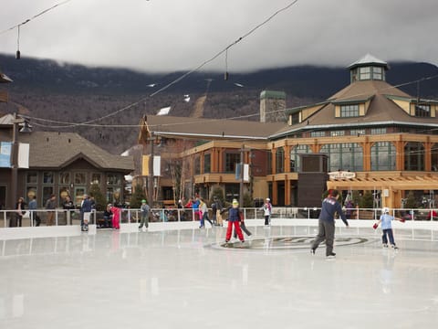 Snow and ski sports