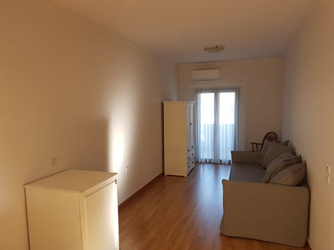 One Bedroom Apartment with Garden view | View from room