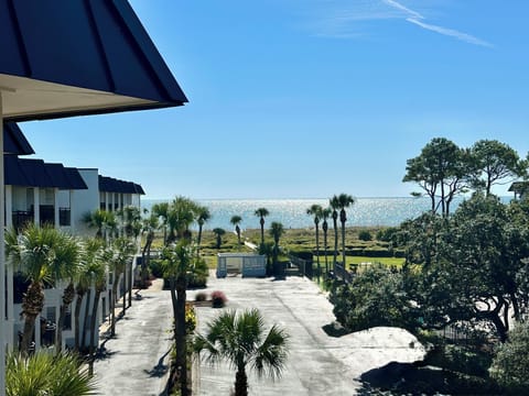Balcony - Gorgeous view of the ocean from the balcony!