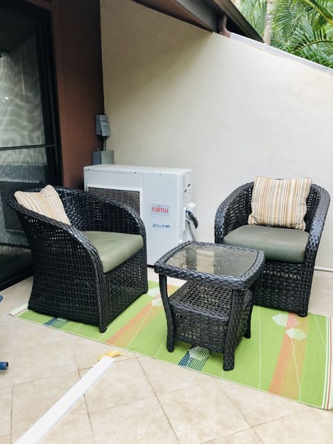 Lanai, Outdoor seating