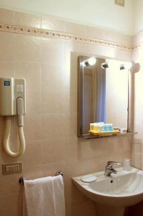 Classic Double Room, Balcony (Free Access Wellness Centre) | Bathroom | Shower, eco-friendly toiletries, hair dryer, bathrobes
