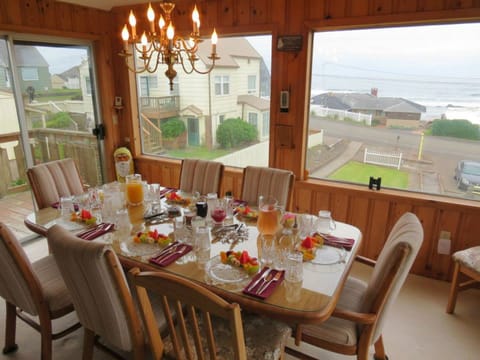 Free daily full breakfast