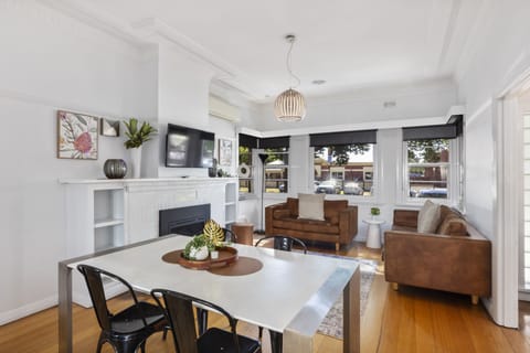 Living Room (1)