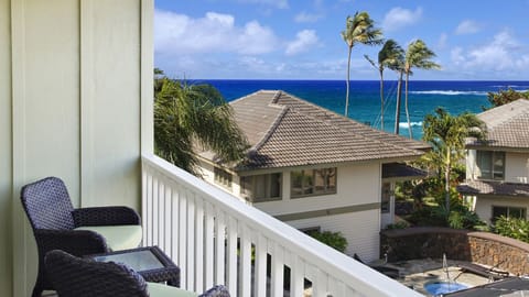 Villa Kailani Townhomes at Poipu Beach B - Ocean View Upper Level TV Room Den Lanai