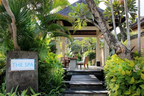 Body treatments, facials, 2 treatment rooms, massages