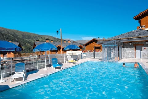 Holiday Home Swimming Pool