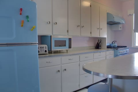 1950's retro kitchen with modern conveniences.