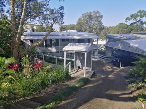 Sapphire Beach Pet Friendly Beach 5 Minute Walk