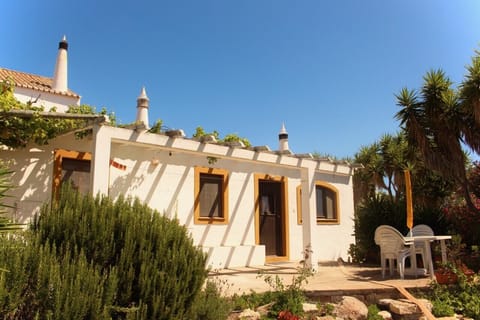 Vila Pocilgo front terrace