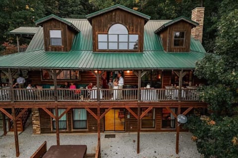Wedding on the back deck of Gaston's View!
