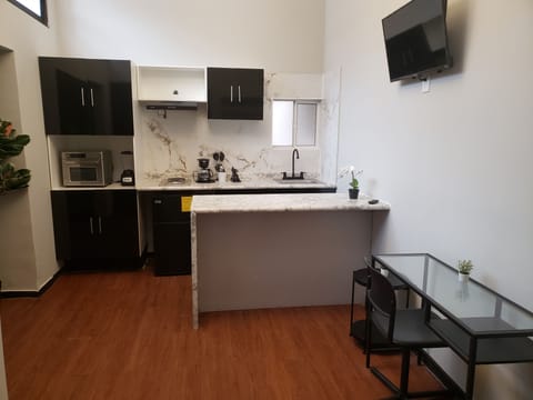 Standard Loft, 1 Double Bed | Private kitchenette