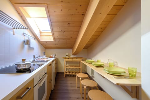 Apartment, 1 Bedroom, Kitchen, Tower (No Elevator) | Private kitchen | Full-size fridge, oven, stovetop, cookware/dishes/utensils