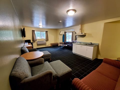 King Suite with Spa Bath, Nonsmoking | View from room