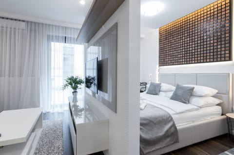 Deluxe Apartment | Living area | LED TV, Netflix
