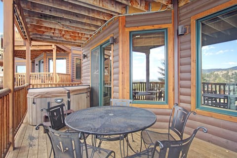 Condo, 2 Bedrooms | Outdoor spa tub