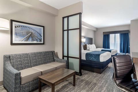 Suite, Multiple Beds, Non Smoking | 1 bedroom, premium bedding, in-room safe, desk