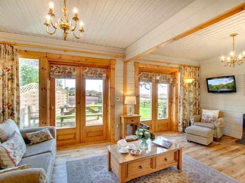 Cottage | Interior