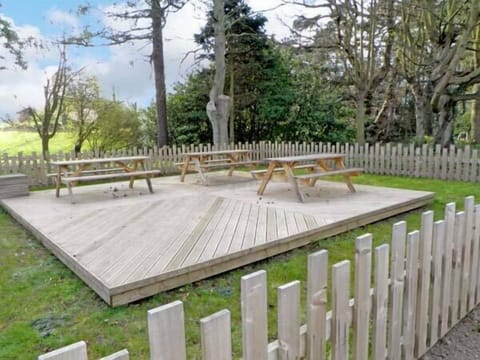 Cottage | Property grounds