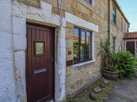 Cottage | Exterior detail