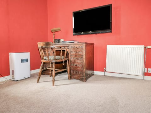 Cottage | 3 bedrooms, individually decorated, individually furnished, free WiFi