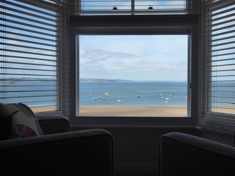 Cottage | Living room | TV, DVD player