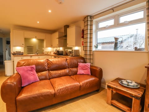 Cottage | Living area | TV, DVD player