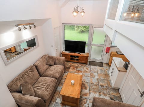 Cottage | Living area | TV