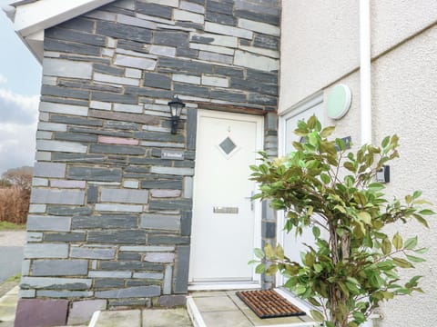 Cottage | Exterior detail