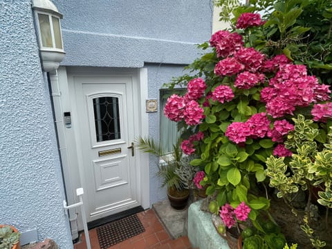 Cottage | Exterior detail