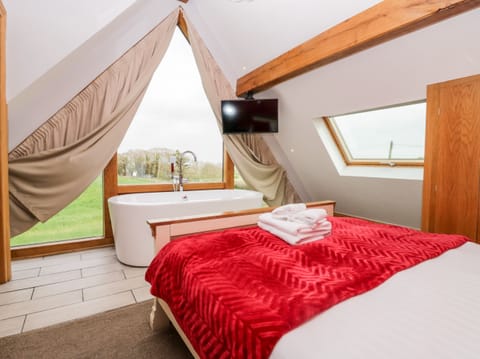 Cottage | 1 bedroom, individually decorated, individually furnished, free WiFi