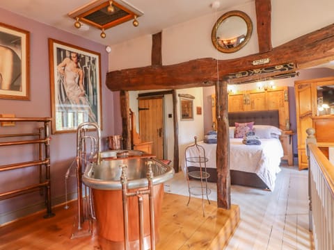 Cottage | 1 bedroom, WiFi (free), individually decorated, individually furnished